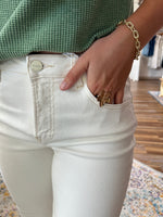 Holly's High Rise Boyfriend Cream Risen Denim