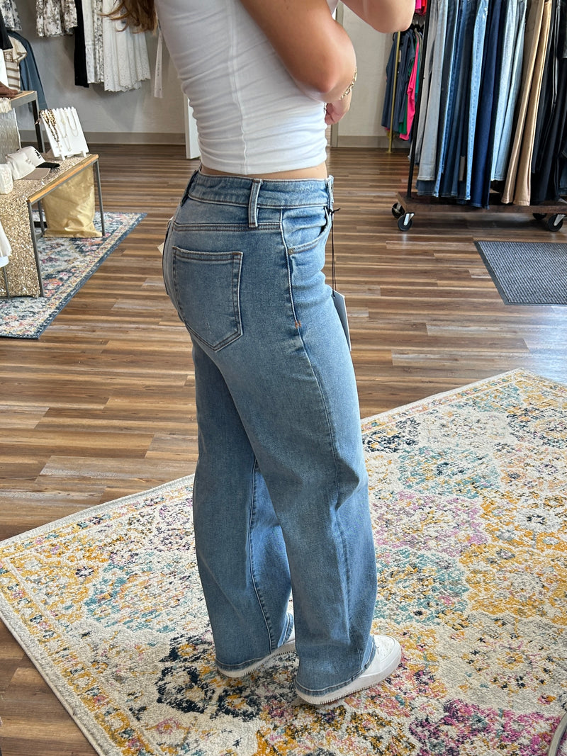 Michelle's Medium Wash Dad Jean