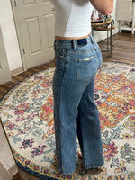 Ellie's V Dipped Waist Jeans