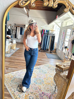 Scarlett's Elastic Band Jeans