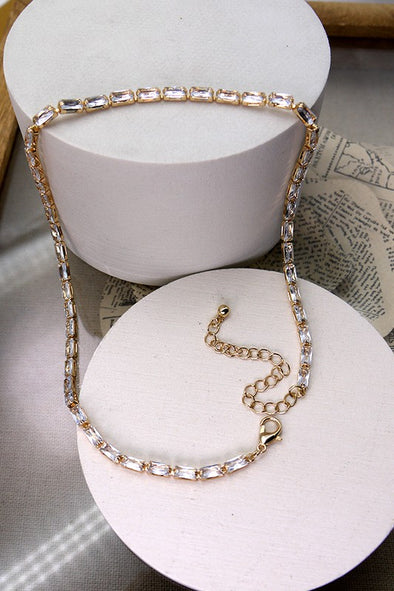 SINGLE ROW THIN BAGUETTE STONE NECKLACE